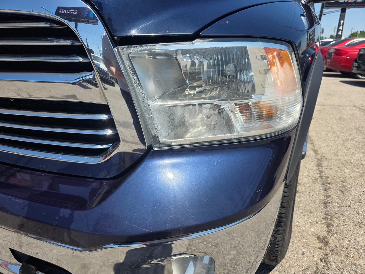 2015 RAM 1500 Big Horn 4WD Crew Cab Photo