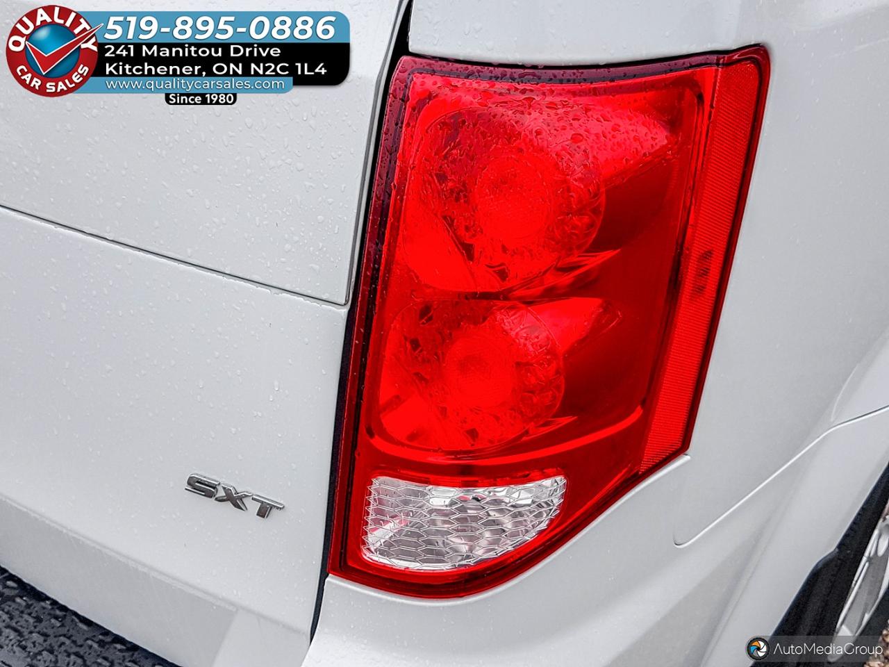 2016 Dodge Grand Caravan SXT *STOW N GO* Photo3