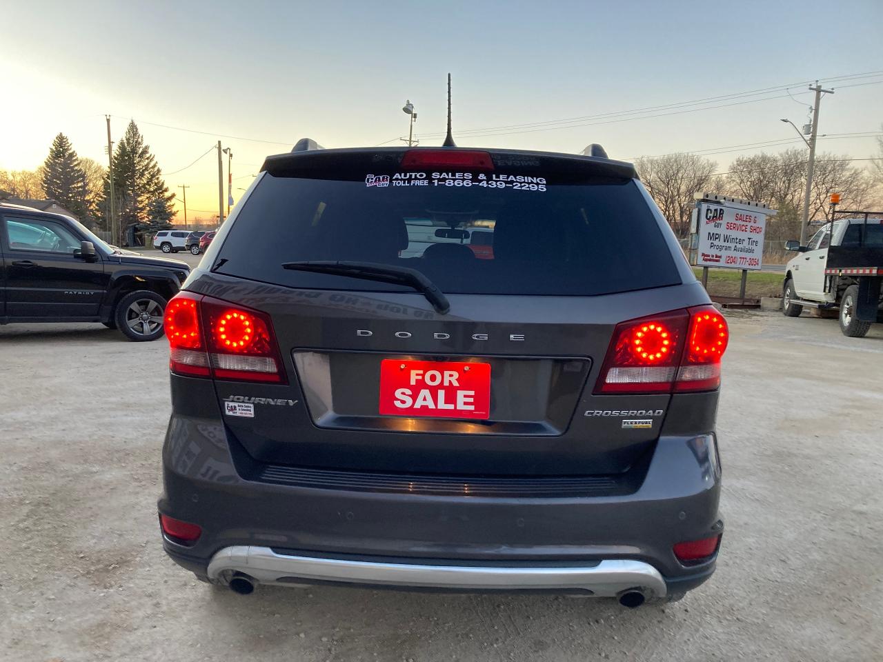 2018 Dodge Journey Crossroad - Photo #4