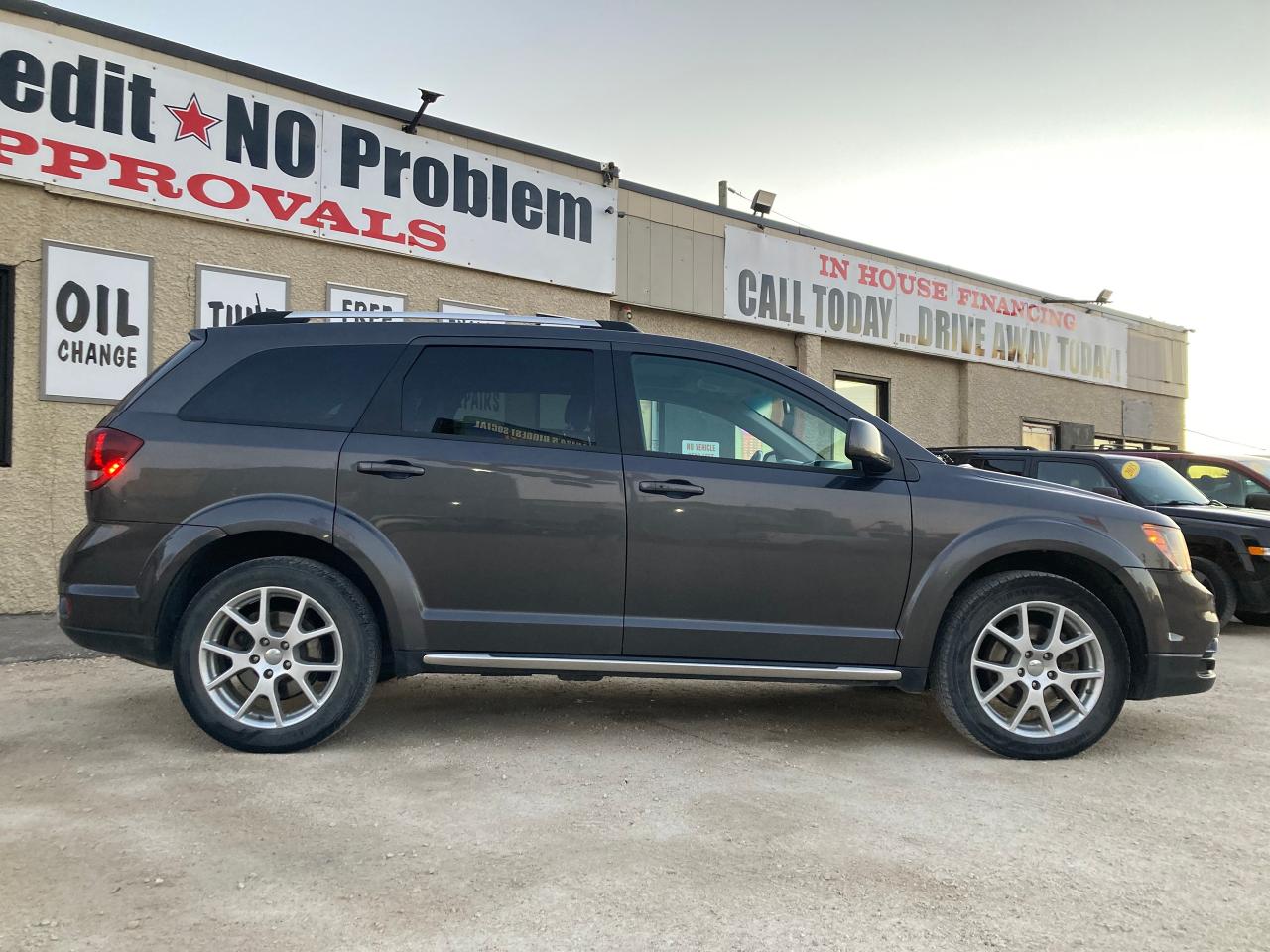 2018 Dodge Journey Crossroad - Photo #2