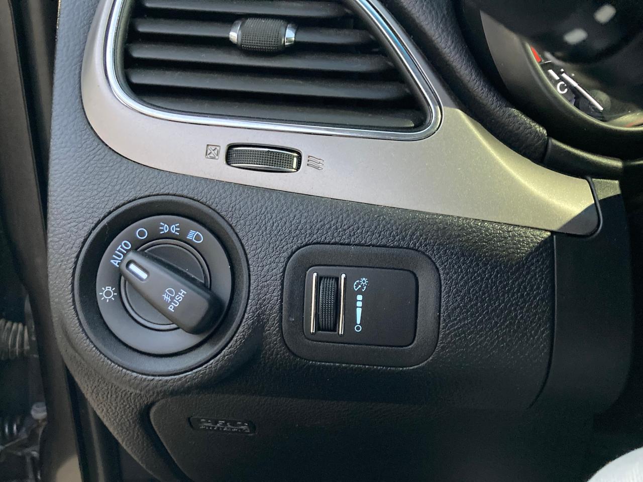 2018 Dodge Journey Crossroad - Photo #20