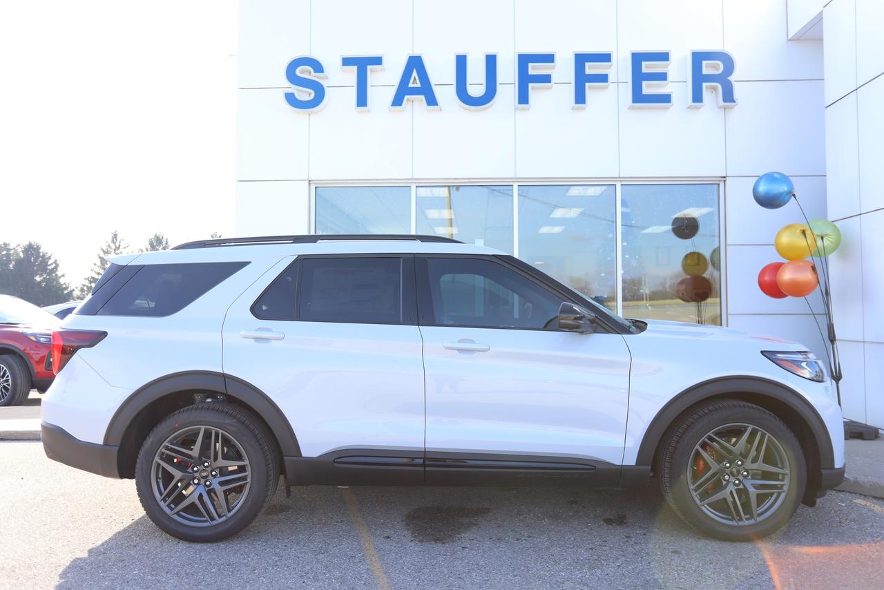 2026 Ford Explorer ST 4WD Photo