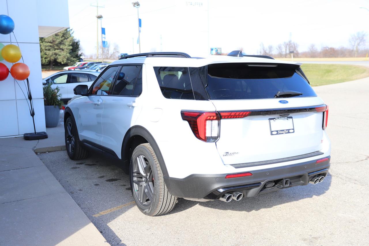 2026 Ford Explorer ST 4WD Photo