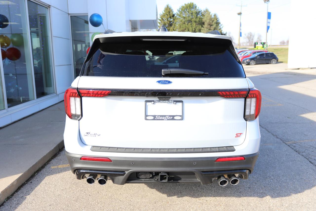 2026 Ford Explorer ST 4WD Photo