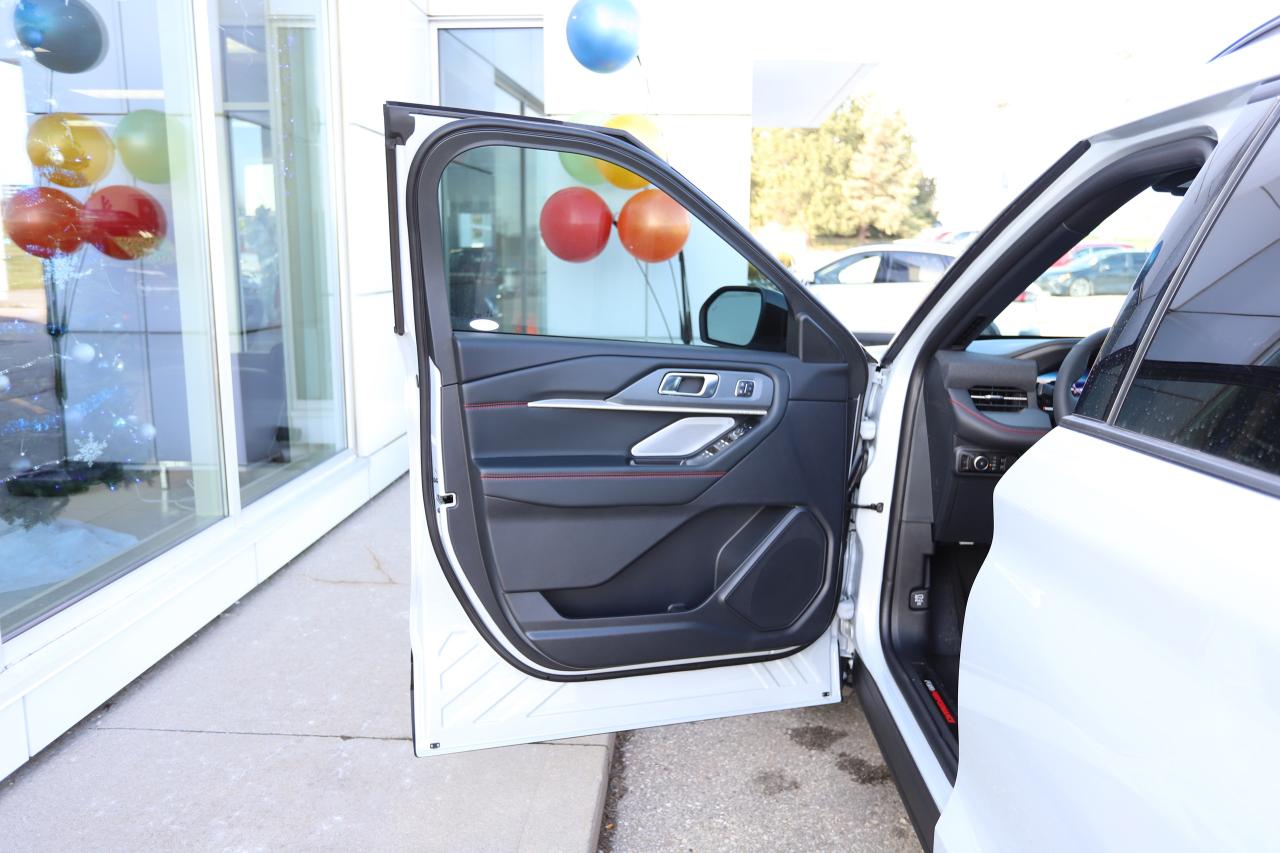 2026 Ford Explorer ST 4WD Photo