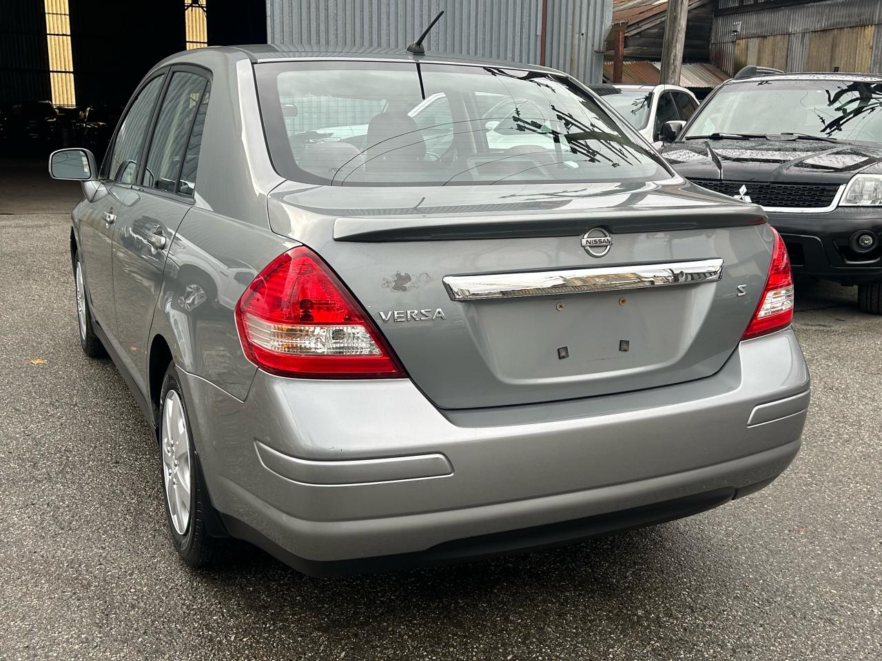 2007 Nissan Versa 1.8 S - Photo #3