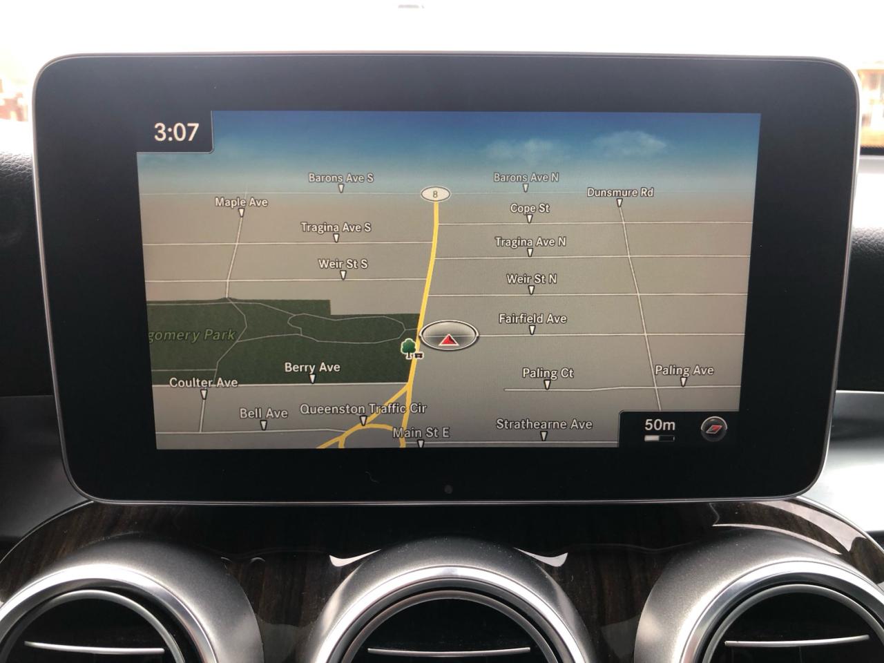 2016 Mercedes-Benz GLC-Class GLC 300 / NAV / MOONROOF / LTHR / H.SEATS / B.CAM