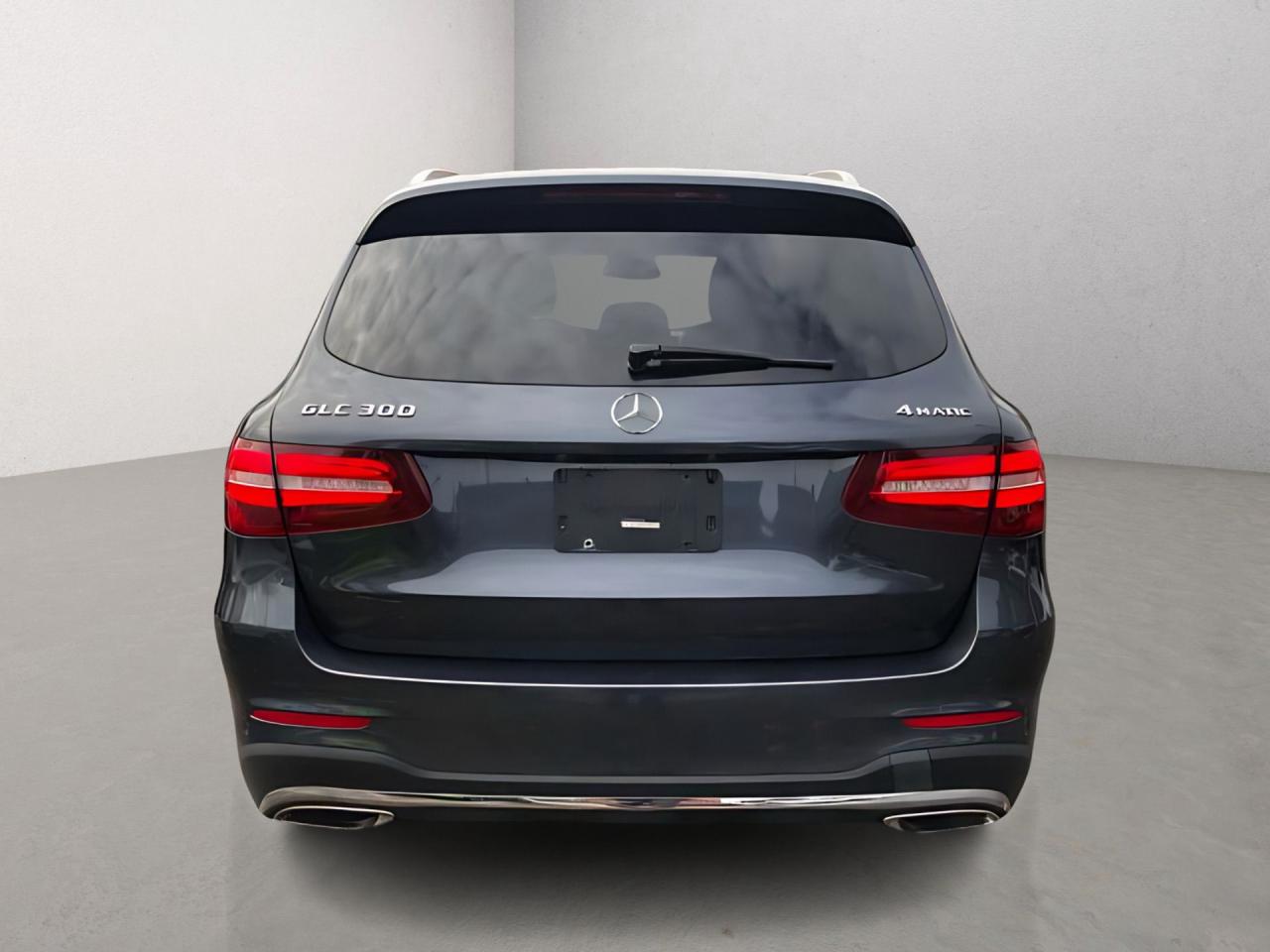 2016 Mercedes-Benz GLC-Class GLC 300 / NAV / MOONROOF / LTHR / H.SEATS / B.CAM