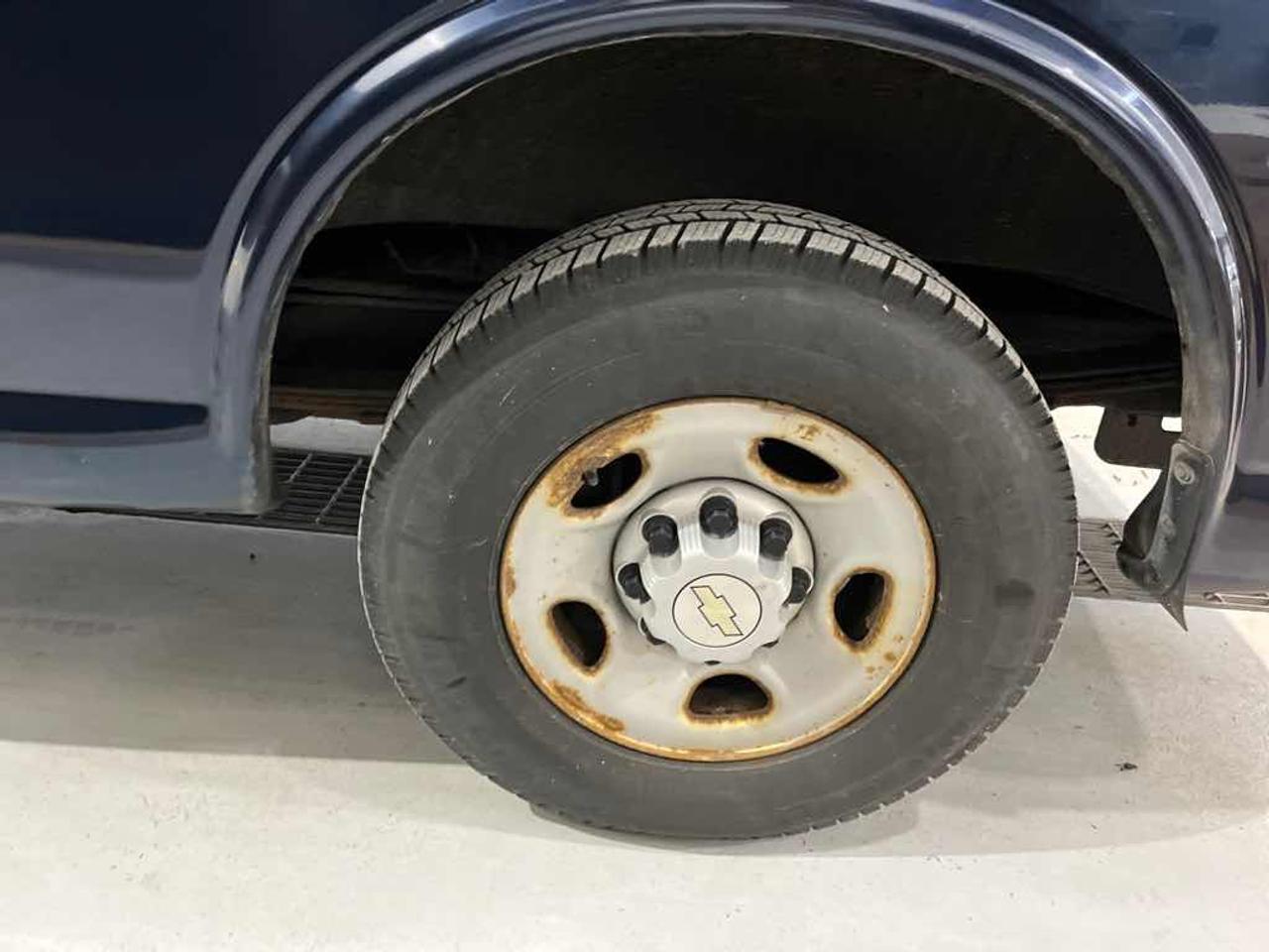 2008 Chevrolet Express G2500 Photo