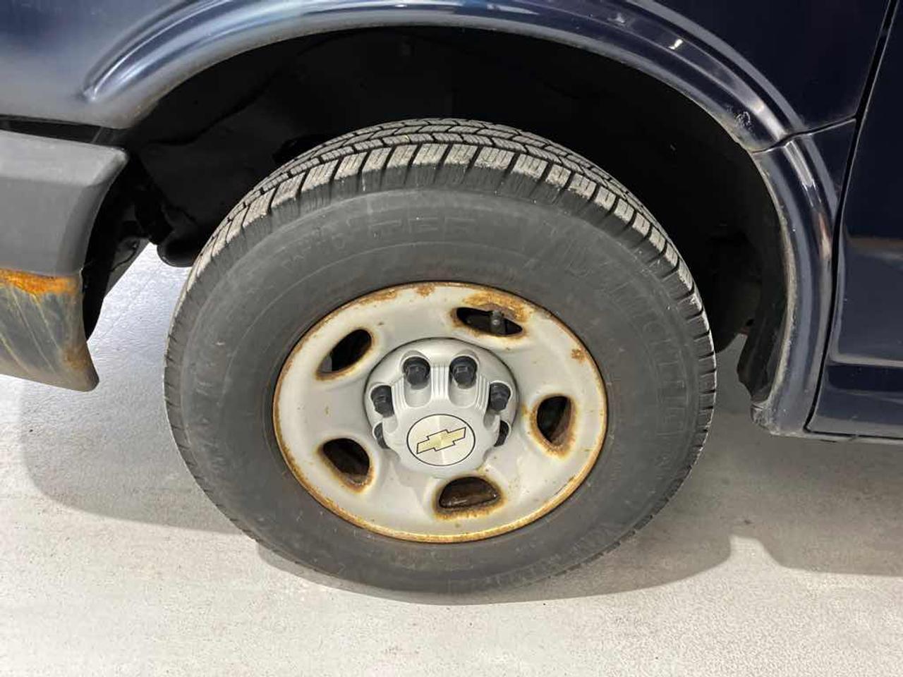2008 Chevrolet Express G2500 Photo