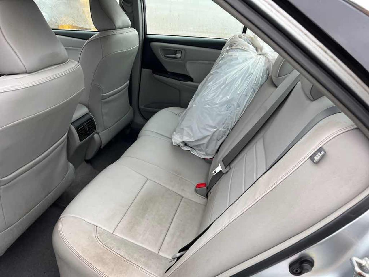 2017 Toyota Camry XLE Photo
