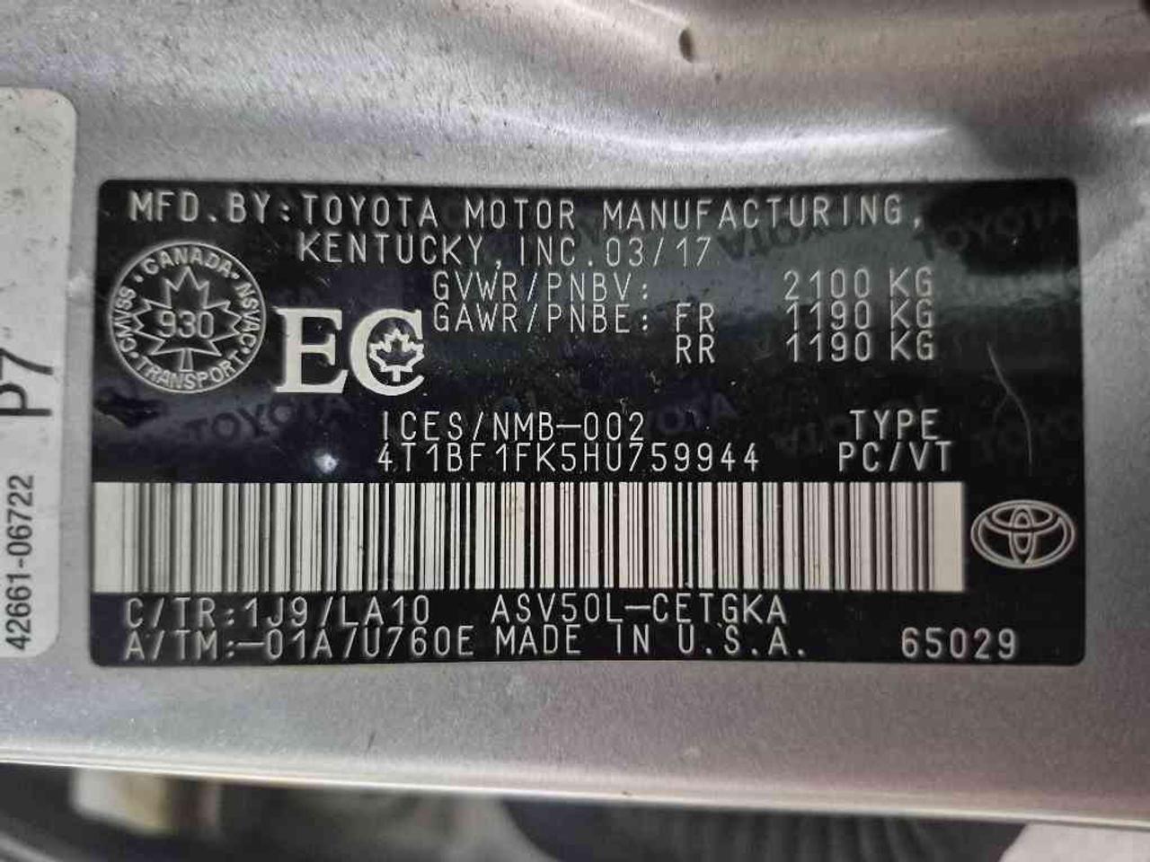 2017 Toyota Camry XLE Photo