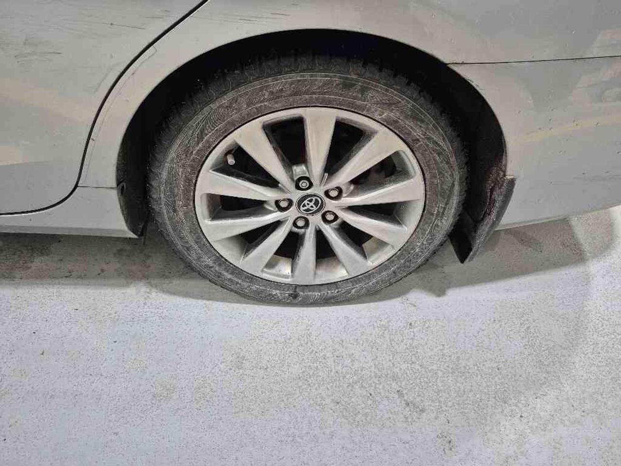 2017 Toyota Camry XLE Photo