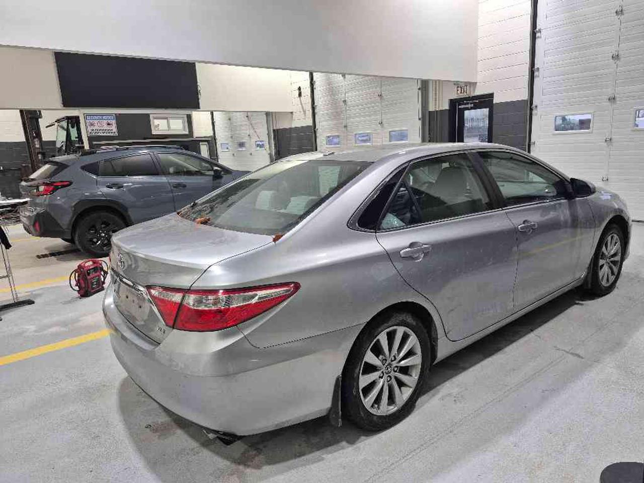 2017 Toyota Camry XLE Photo