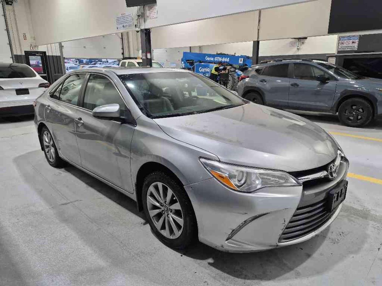 2017 Toyota Camry XLE Photo