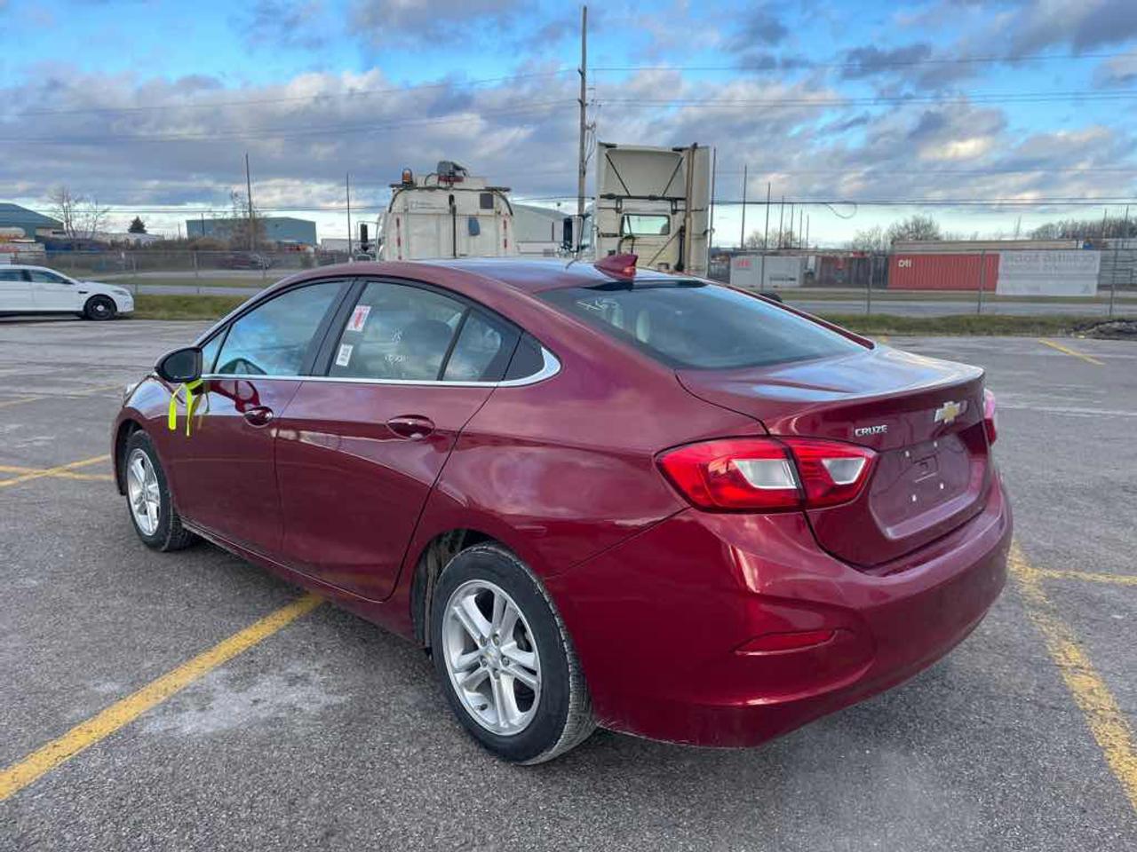 2018 Chevrolet Cruze LT Photo