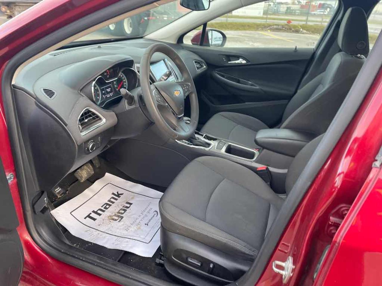 2018 Chevrolet Cruze LT Photo