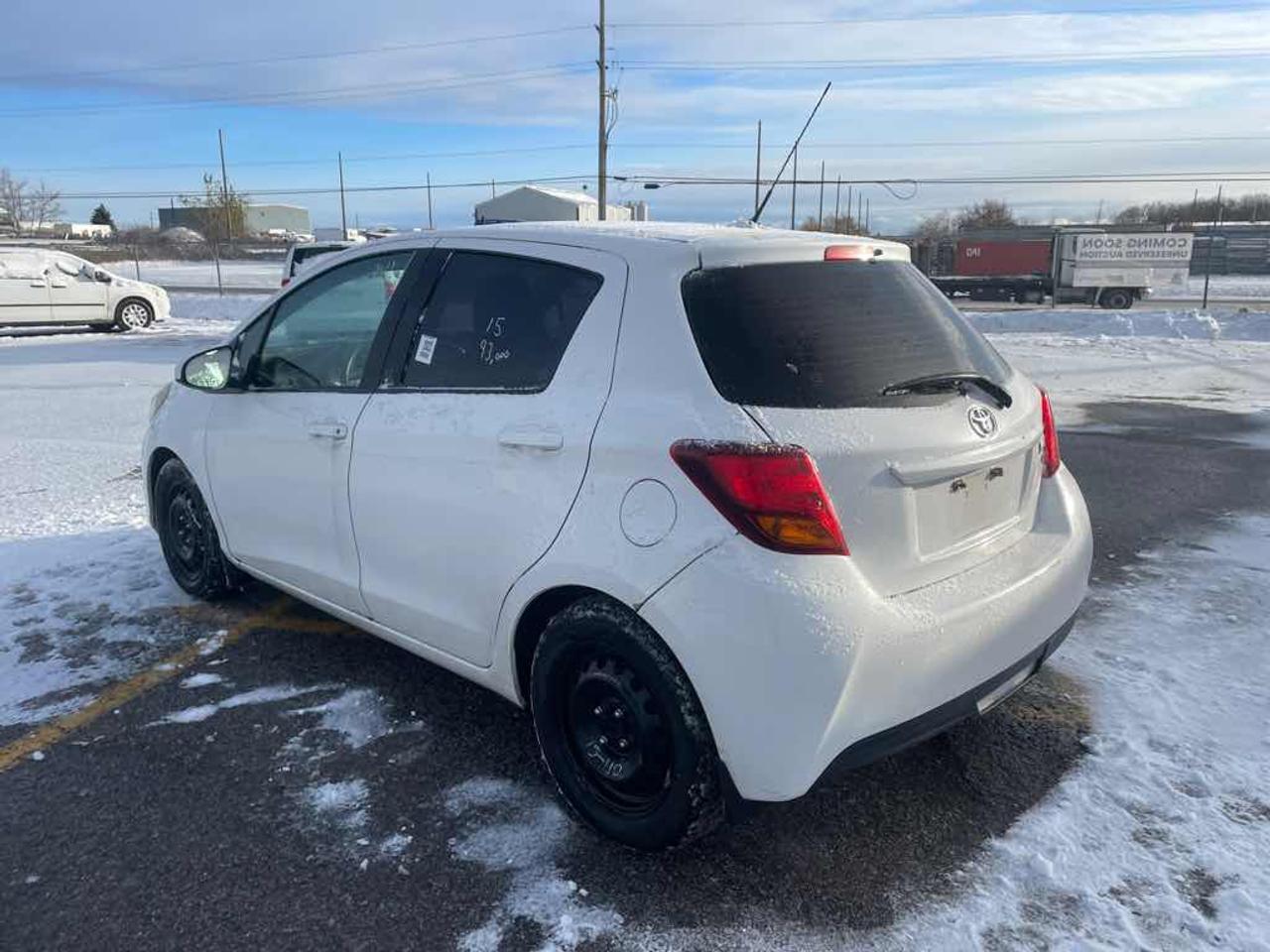 2015 Toyota Yaris  Photo