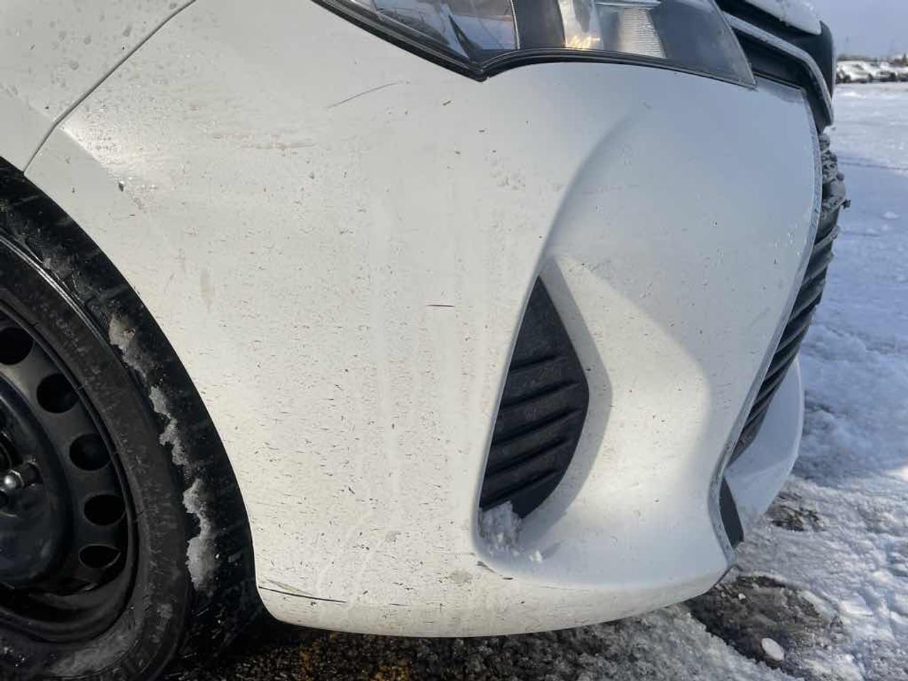 2015 Toyota Yaris  Photo