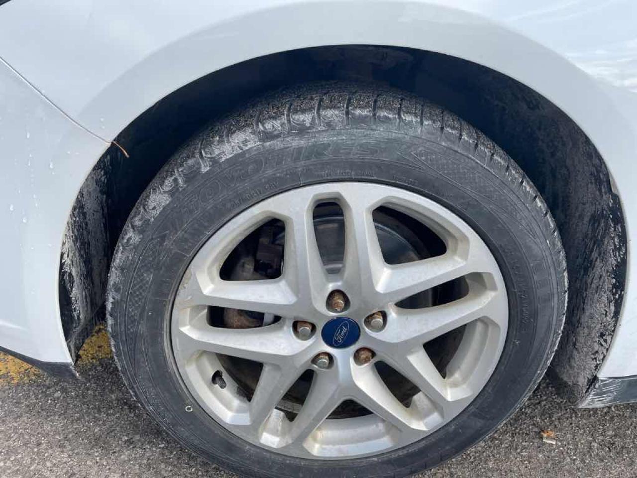 2014 Ford Fusion S Hybrid - Photo #14