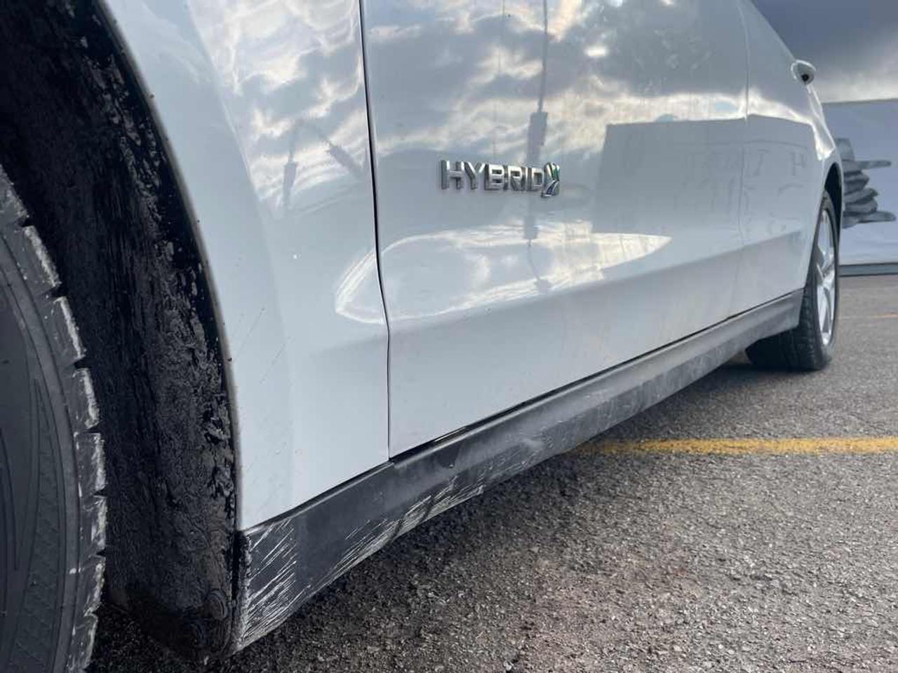 2014 Ford Fusion S Hybrid Photo
