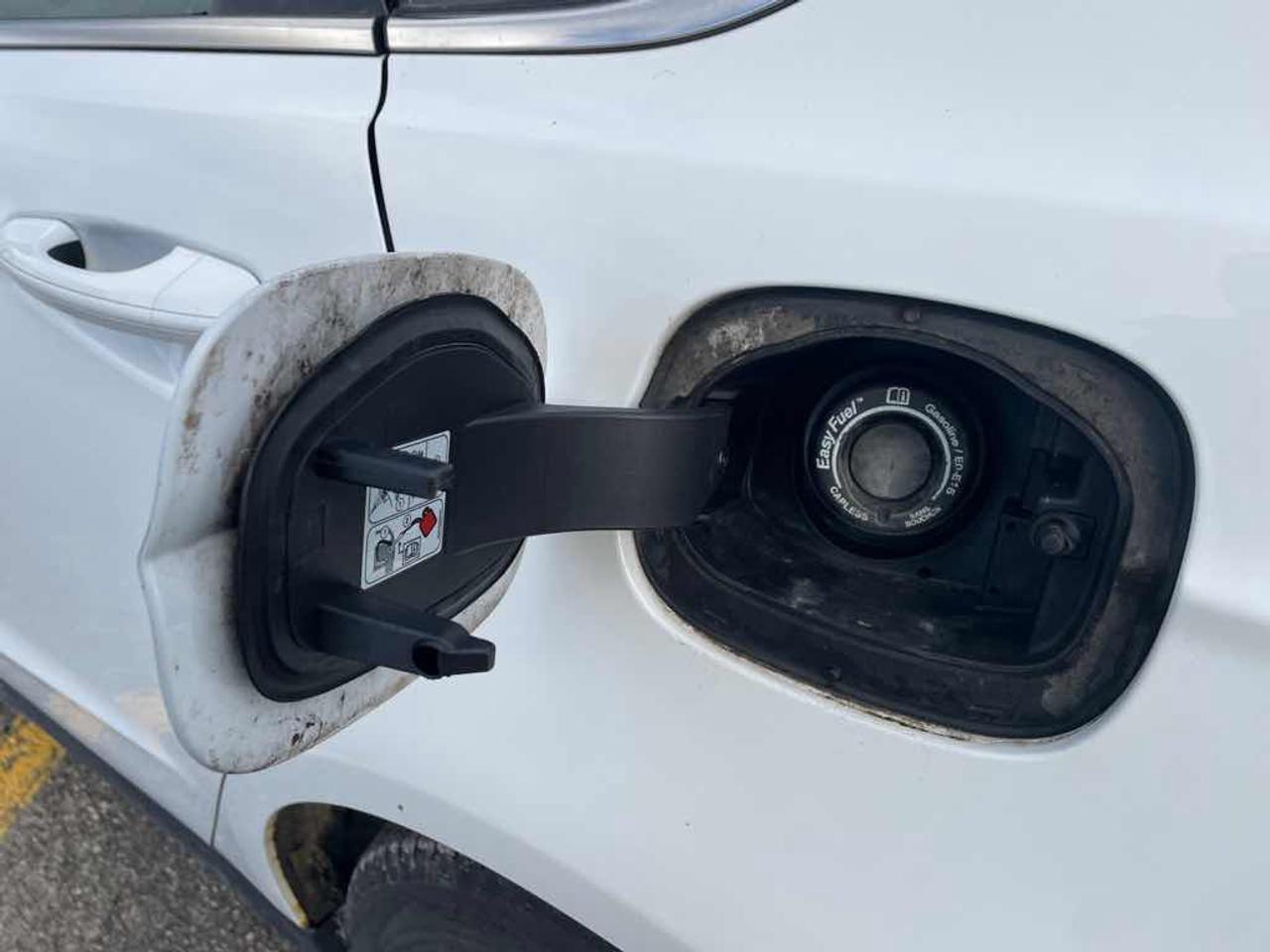 2014 Ford Fusion S Hybrid Photo
