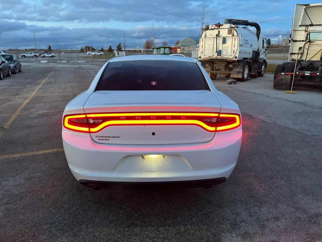 2016 Dodge Charger Police Photo