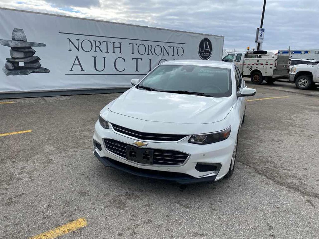 2017 Chevrolet Malibu HYBRID Photo5