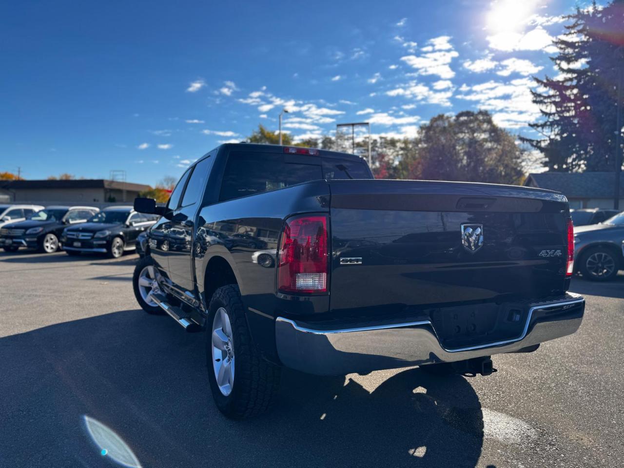 2014 RAM 1500 4WD Crew Cab SLT,CAM, B-TOOTH CERTIFEID NEW BRAKES - Photo #11