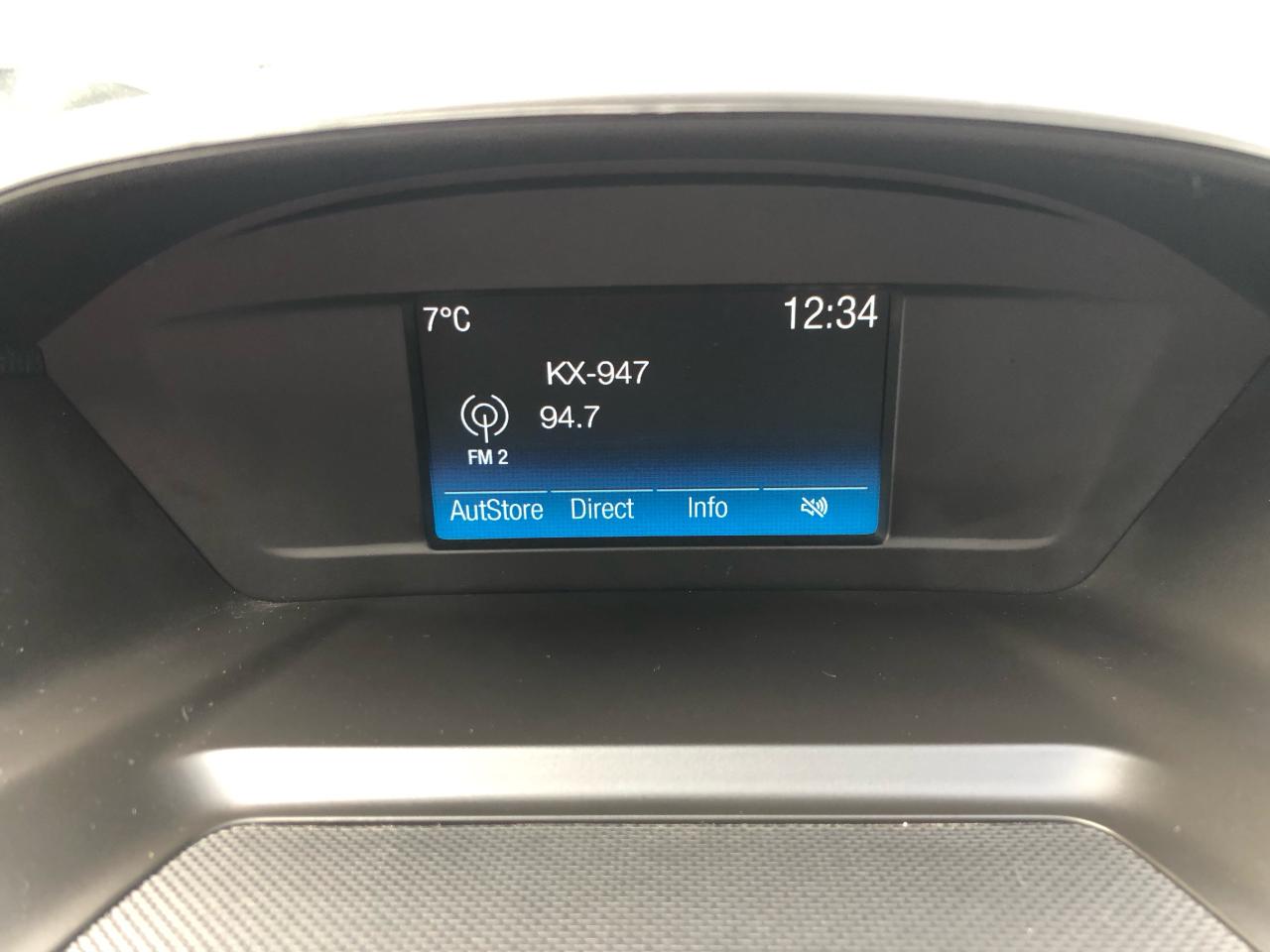 2018 Ford Escape SE / B.CAM / H.SEATS / ROOF RACK Photo