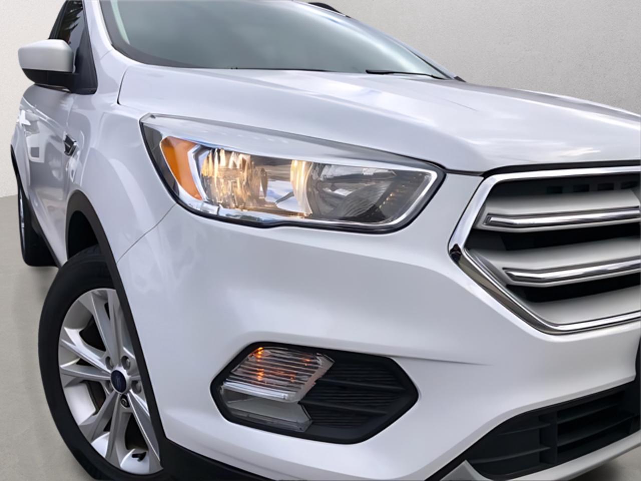 2018 Ford Escape SE / B.CAM / H.SEATS / ROOF RACK Photo20