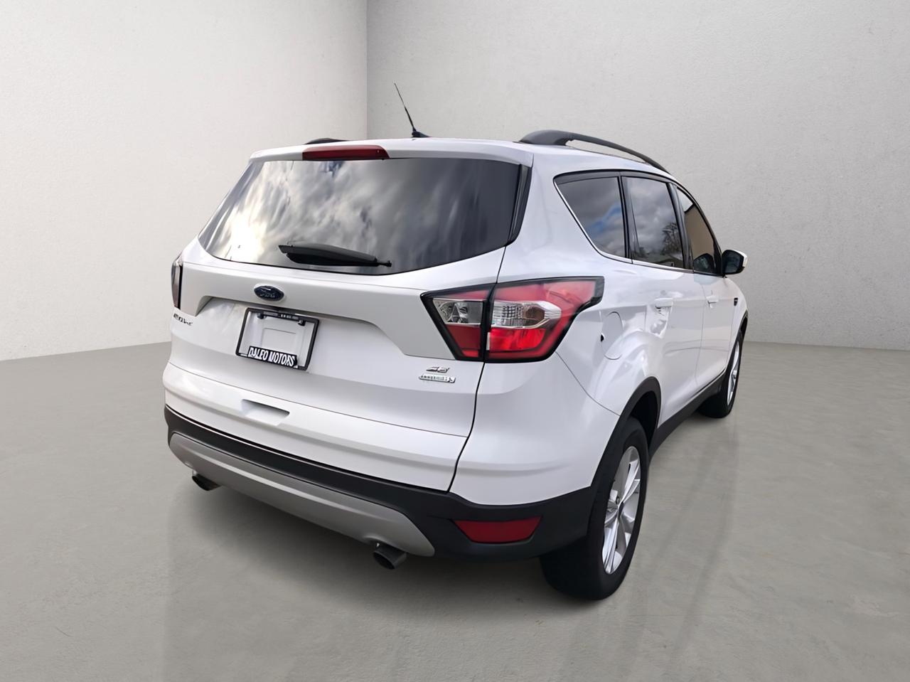 2018 Ford Escape SE / B.CAM / H.SEATS / ROOF RACK Photo5
