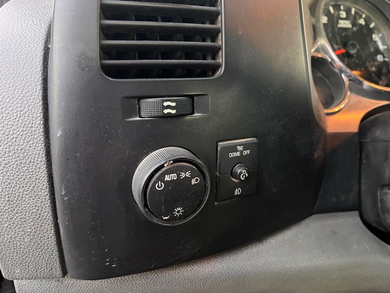 2009 GMC Sierra 2500 4X4 Photo