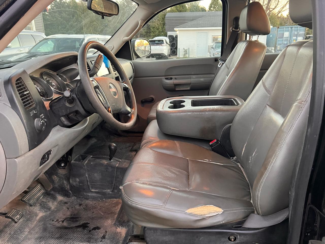 2009 GMC Sierra 2500 Work Truck Photo