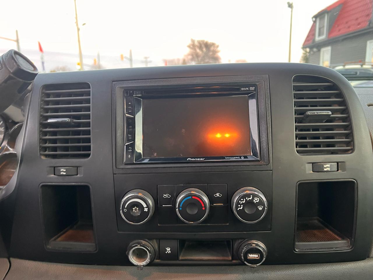 2009 GMC Sierra 2500 4X4 Photo