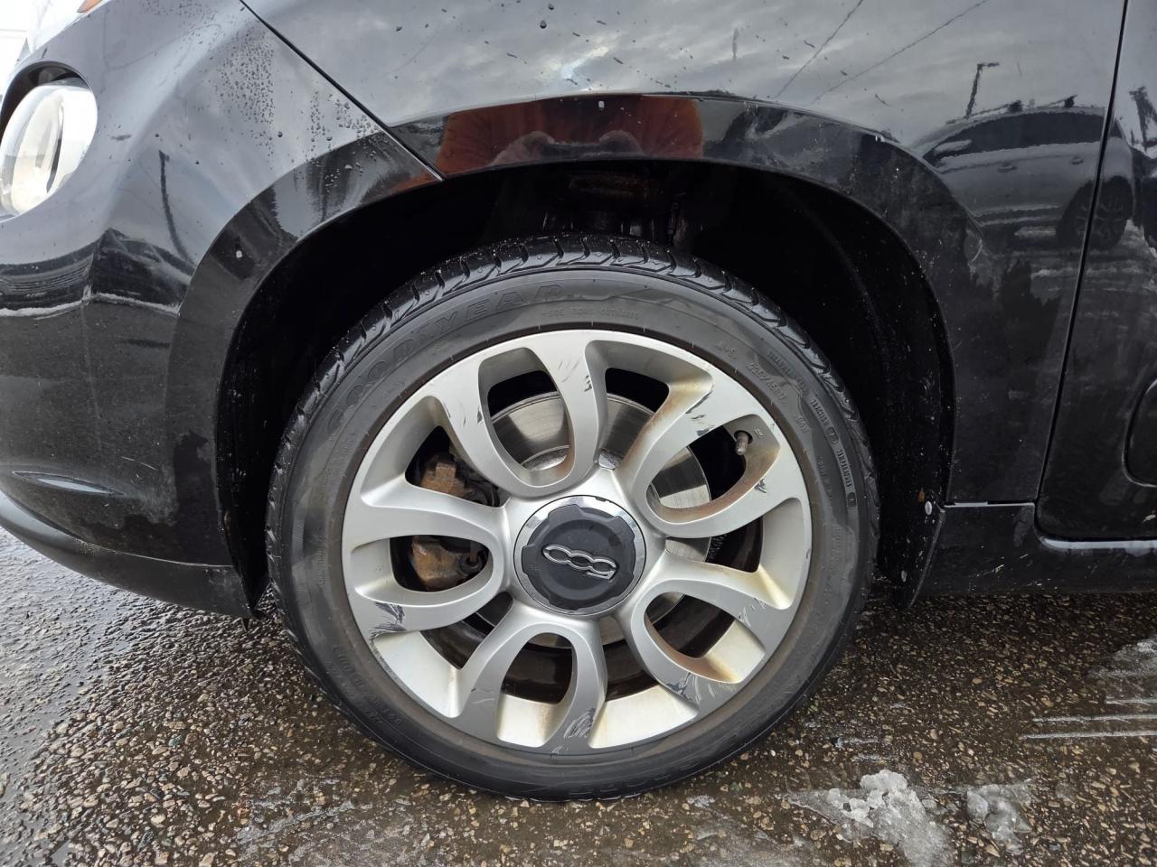 2015 Fiat 500L LOUNGE, AUTO, 4 CYL, MISFIRE, AS IS SPECIAL - Photo #13