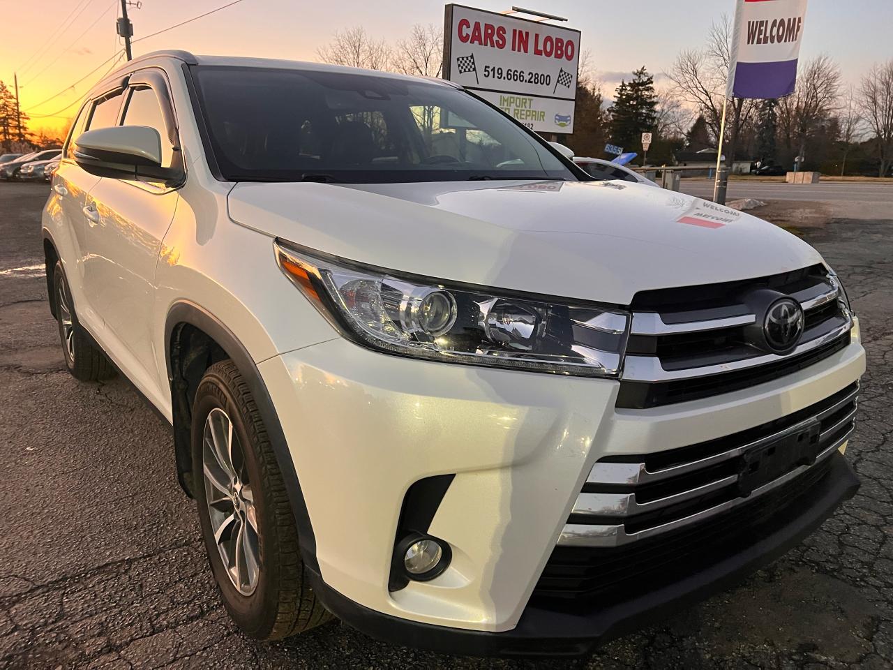 Used 2019 Toyota Highlander XLE for sale in Komoka, ON
