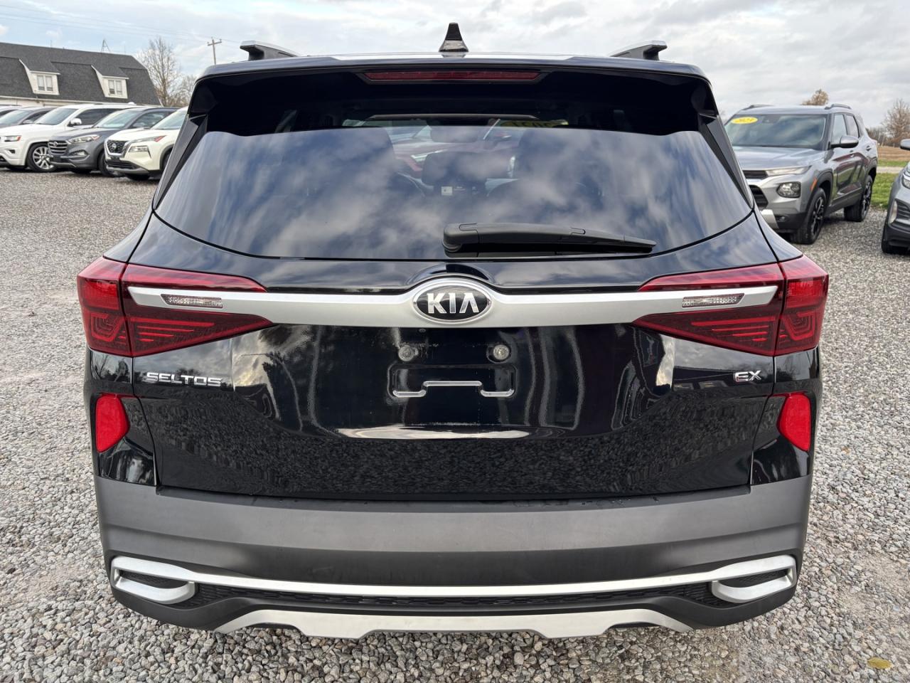 2021 Kia Seltos EX Photo3