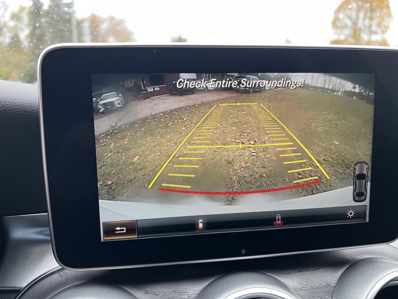 2016 Mercedes-Benz C-Class C300 Sport 4MATIC *Navigation / AMG Pkg / Clean CarFax - Photo #18