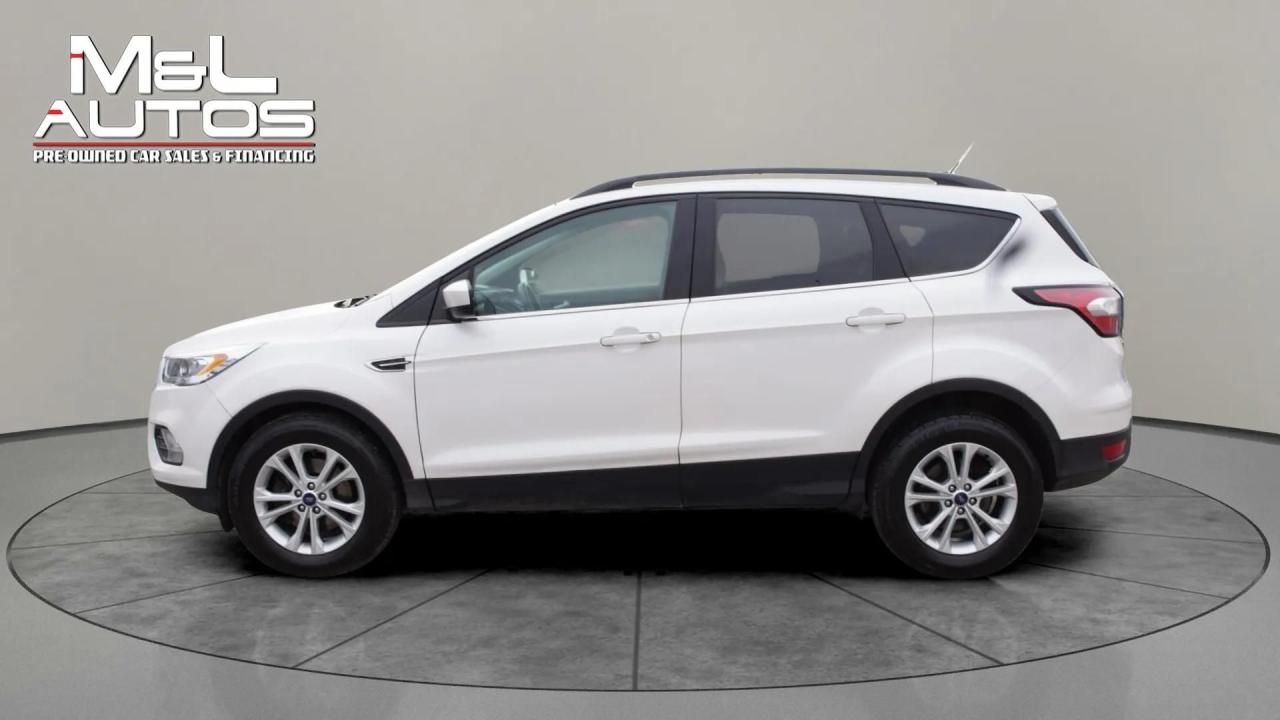 2018 Ford Escape SEL 4WD - Photo #8