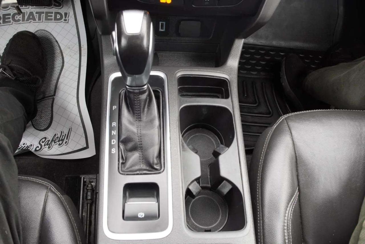 2018 Ford Escape SEL 4WD - Photo #17