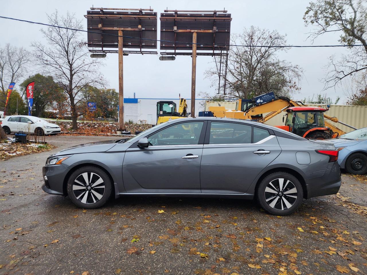 2019 Nissan Altima SV l Clean Carfax l Mint Condition l AWD - Photo #4