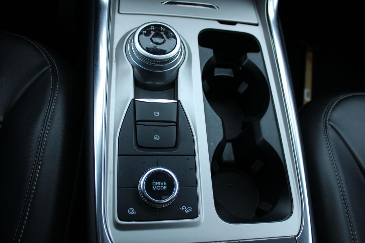 2023 Ford Explorer XLT 4WD - Photo #16