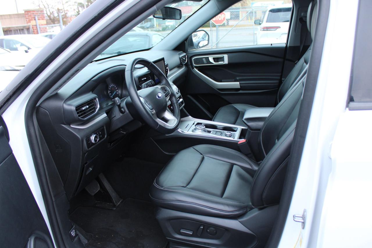 2023 Ford Explorer XLT 4WD - Photo #17