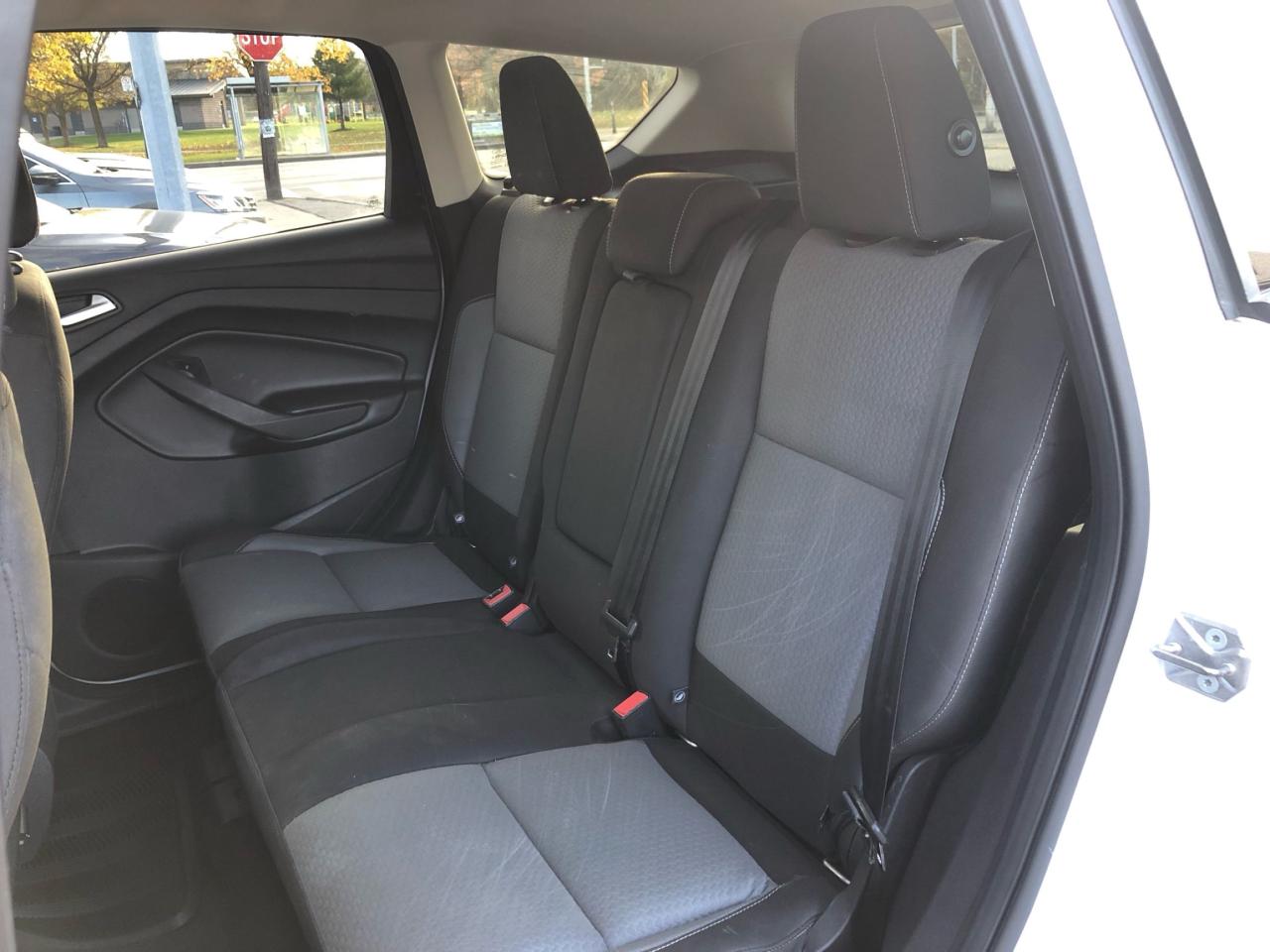 2017 Ford Escape SE / B.CAM / H.SEATS
