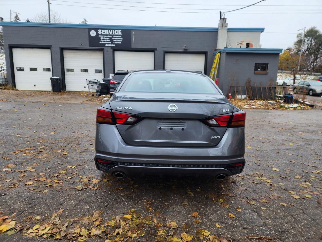 2019 Nissan Altima SV l Clean Carfax l Mint Condition l AWD