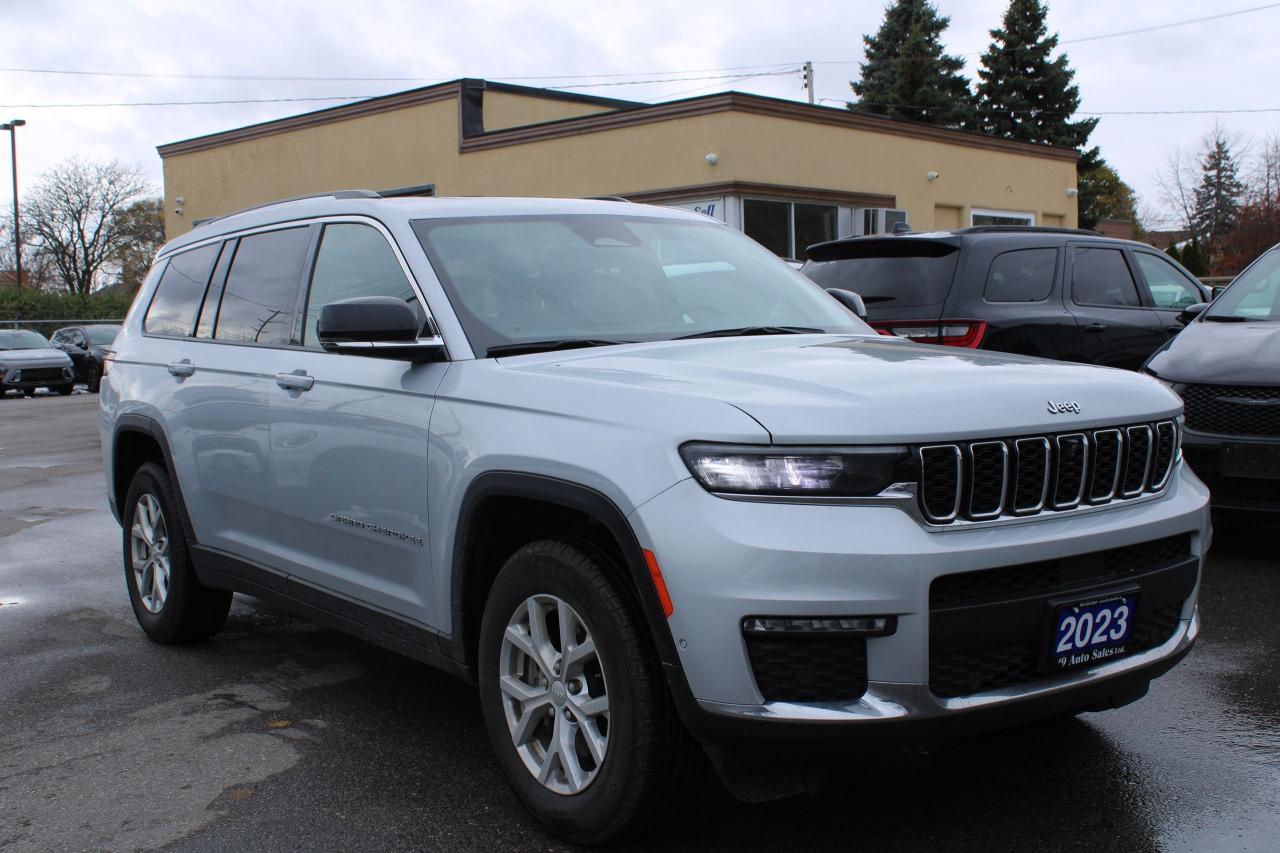 Used 2023 Jeep Grand Cherokee LIMITED 4X4 for sale in Brampton, ON