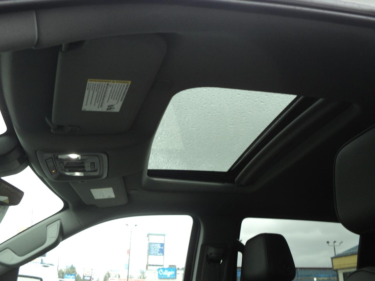 2022 GMC Sierra 1500 Denali CrewCab 4WD 3.0L6cylDiesel 6'7"Box - Photo #18