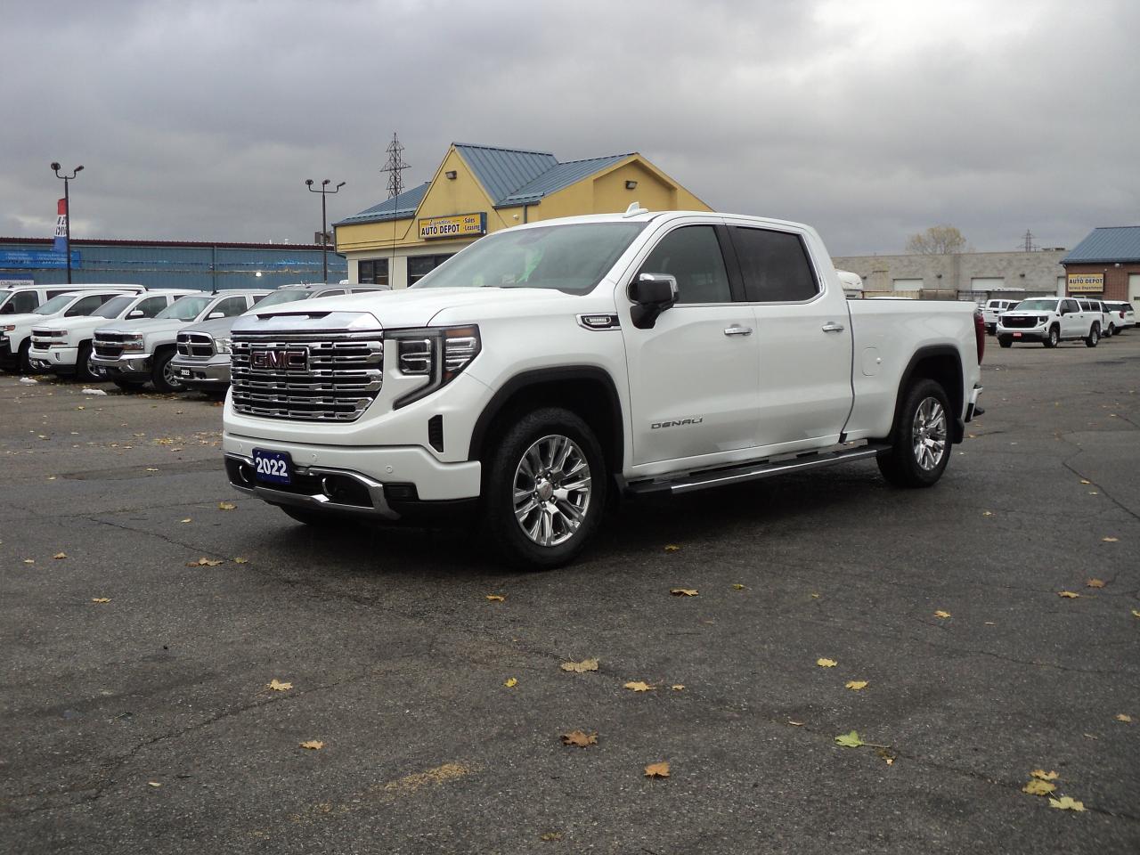 2022 GMC Sierra 1500 Denali CrewCab 4WD 3.0L6cylDiesel 6'7"Box - Photo #2