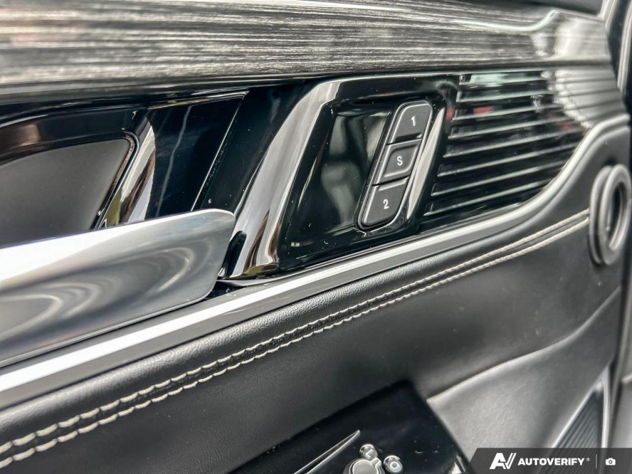 2022 Lincoln Navigator RESERVE / PANO ROOF / NO ACCIDENTS / LOADED - Photo #15